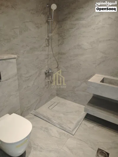 في عبدون وبالقرب من السفارة الامريكيه شقة شبه ارضي 240م تحت الإنشاء / ref 1363 2