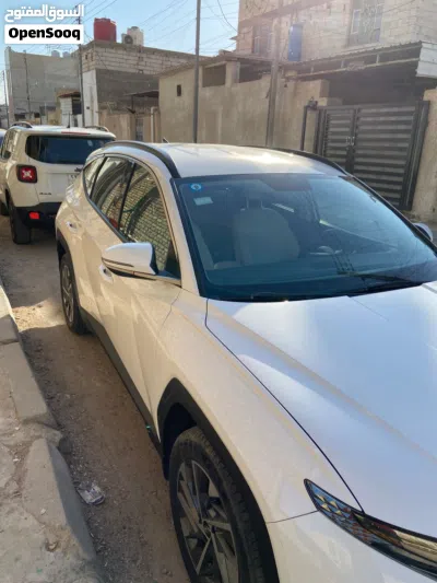 Hyundai Tucson Standard 4