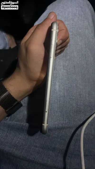 ايفون 11 128g 3