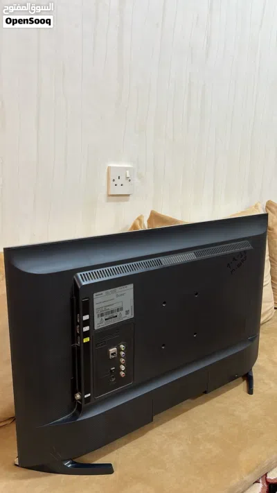 للبيع شاشة سامسونج 32 بوصة LED 2
