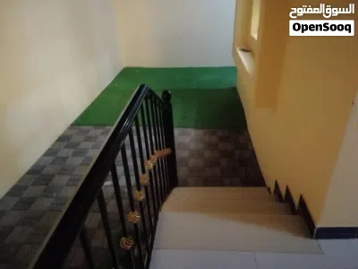 شقه للايجار بالدور الارضي مدخل مستقل بالقرب من جامع حي السلام بالمعبيله السابعه جنبها جميع الخدمات 2
