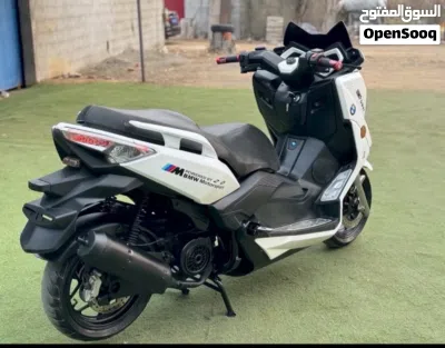 بي إم دبليو C 400 X 4