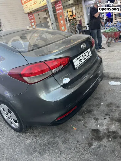 Kia Cerato Standard 4