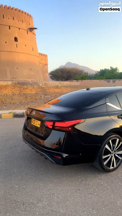 نيسان التيما SR 2