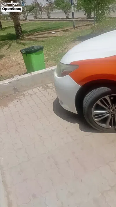 Toyota Camry LE 4