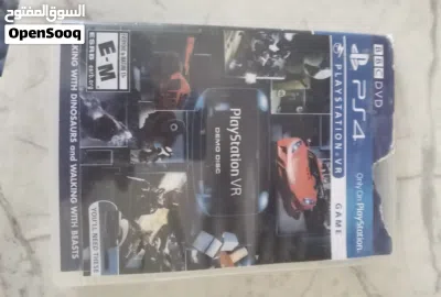 بلايستيشن 4 مع Vr و3 اشرطة للبدل مع نينتندو أو ما يناسب 4