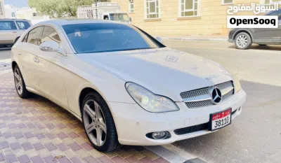 Mercedes Benz CLS-Class CLS 500 2