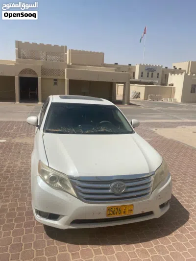 Toyota Avalon XLE 4