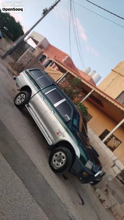 Mitsubishi L200 Double Cab GL 2