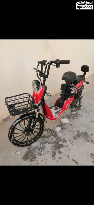 دراجة كهربائية للبيع الدارج نضيف فقط يحتاج بطاريه. 2