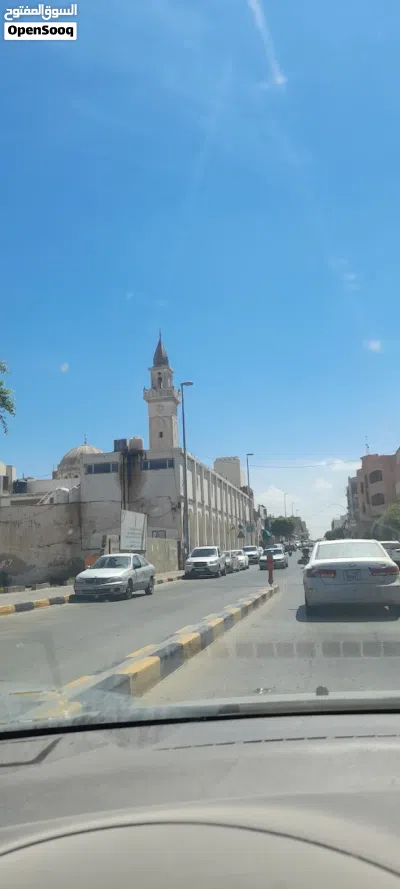 فيلا في الصريم علي الرئيسي بالقرب من جامع بوحميرة / بناء قديم فيها زوز محلات صغار 3