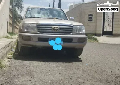 Toyota Land Cruiser VXR 4
