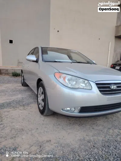 Hyundai Elantra GL 2