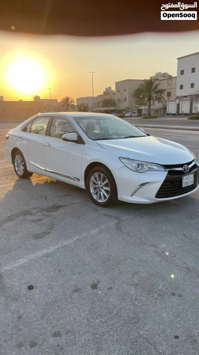 Toyota Camry GLX 2