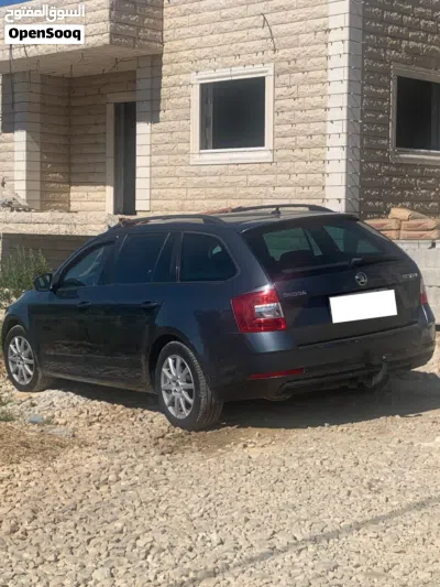 سكودا اوكتافيا Ambition LUX 2