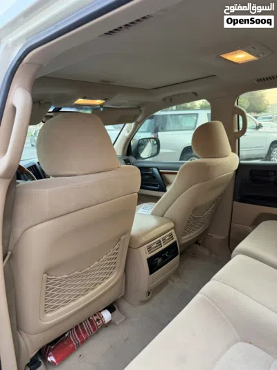 Toyota Land Cruiser GXR 3