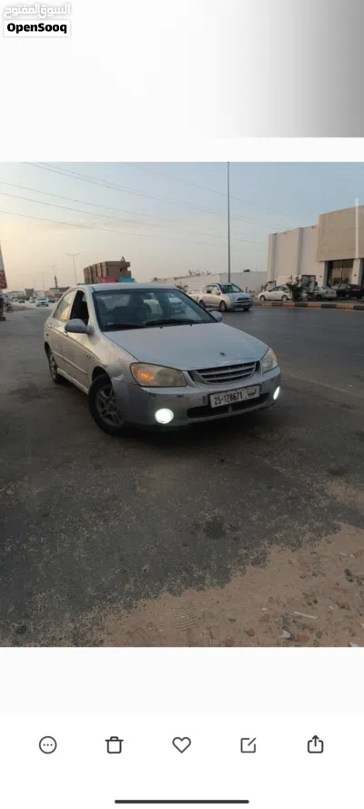 Kia Cerato Standard 3