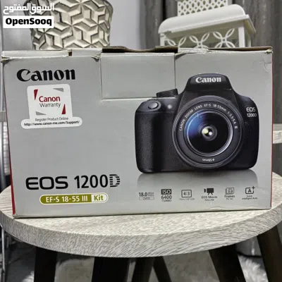 كاميرا كانون Canon EOS 1200D مع عدسة 18-55mm بحالة ممتازة 3