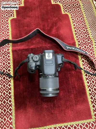 للبيع كامرة كانون 700D بحالة الوكالة 4