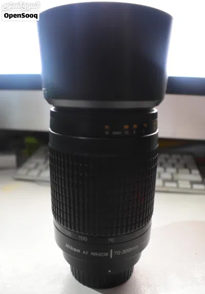 NIKKOR AF 70-300mm Zoom Lens 4