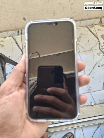 ايفون 11 العادي 3