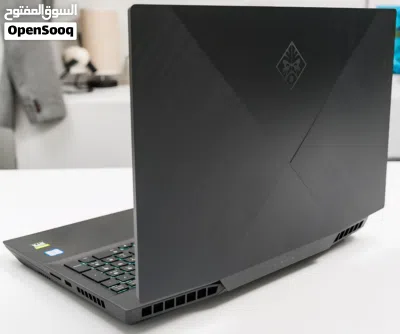 HP OMEN 17 Full gpu Rtx 2080 8gb MAXQ 3