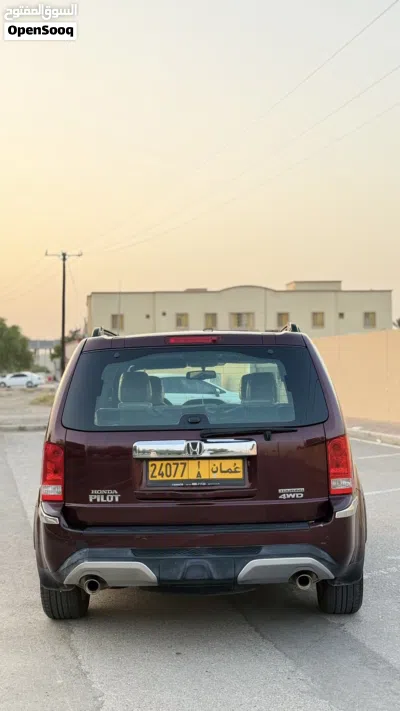Honda Pilot Touring AWD 3