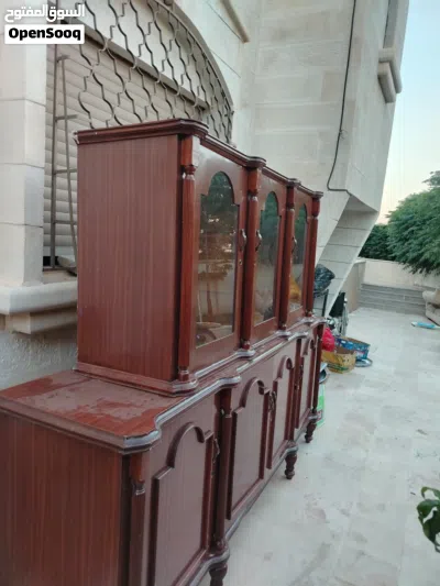 بوفيه بحالة جيدة جدا 2