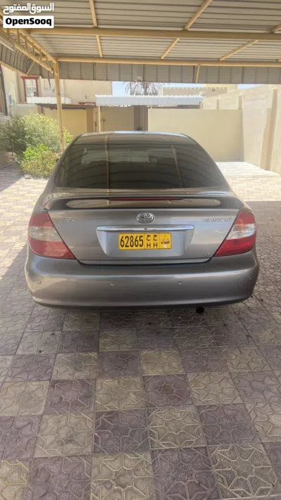 Toyota Camry LE 4