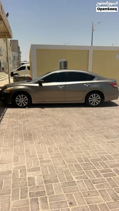 Nissan Altima S 3
