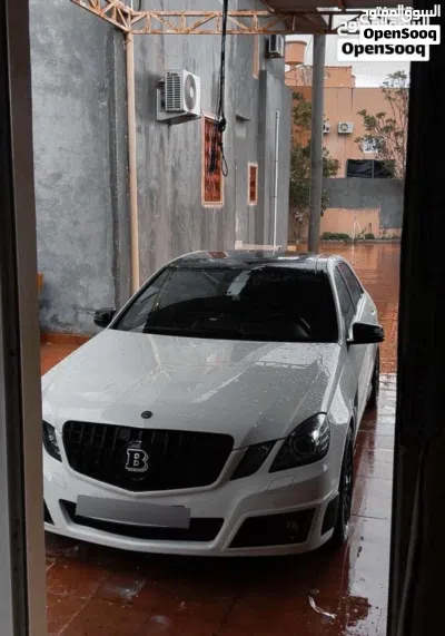 مرسيدس بنز الفئة-E E 550 2