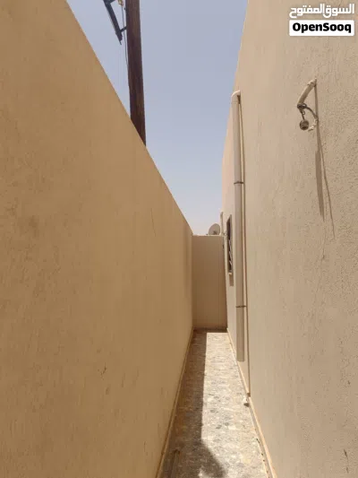 منزل للبيع تشطيب جديد اسكن طول مقسم سكني الله يبارك زوز ديار وصاله وحمام ومطبخ 2