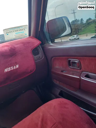 نيسان اخرى 4