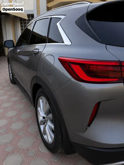 Infiniti QX50 Essential 4