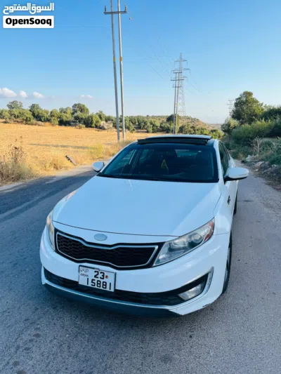 Kia K5 EX 4