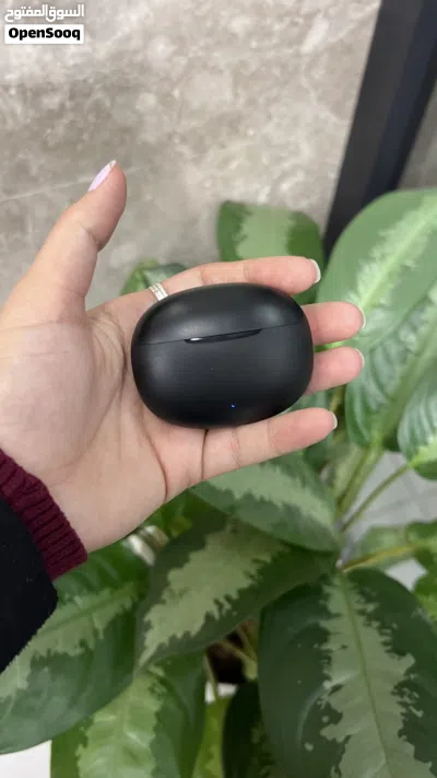 سماعات ايربود من شركة realme الاصليه 3