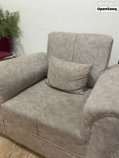 طقم كنب في حرق سقاره صغير لايذكر 4