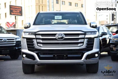 Toyota Land Cruiser VXR 2