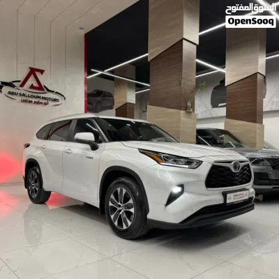 Toyota Highlander GLE 2