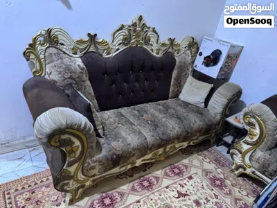 تخم ملكي باللون البني الغامق والذهبي 5 قطع بسعر جداً مناسب وجودة ممتازه 2