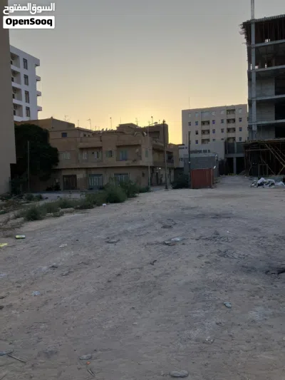 ارض عليها عقار 2