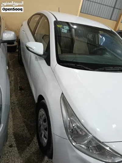 هيونداي اكسنت Standard 4