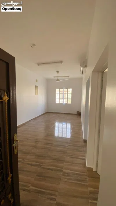للبيع مبنى سكني ب خمس شقق استثمار مضمون نزوى خضراء الصراني جامع عبدالله بن اباض 4