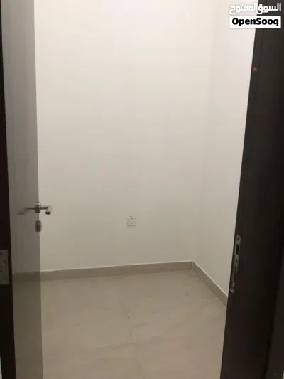 2 bedroom near Indian school Darsait 4