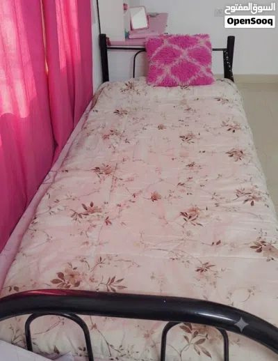 غرفه نوم بحاله ممتازه 4