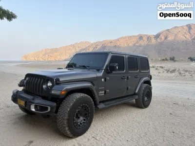 Jeep Wrangler Sahara 2