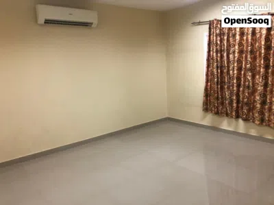 شقة في المعبيلة الثامنة 4