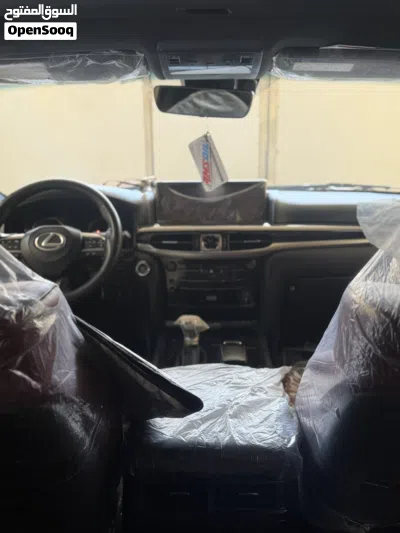 Toyota Land Cruiser LUX 4