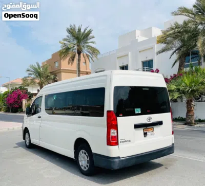 Toyota Hiace Standard 4