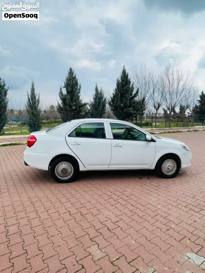 Geely GC6 3